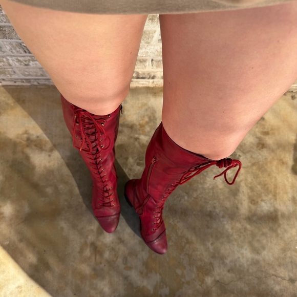 Jeffrey Campbell Sz 9 Red Free People Joe 2 Tall Lace Up Boots 100% Lambs Leathe - Picture 6 of 16